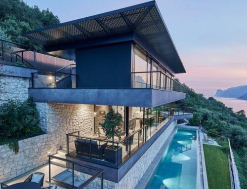 Architettura mimetica per una villa sul Lago di Garda