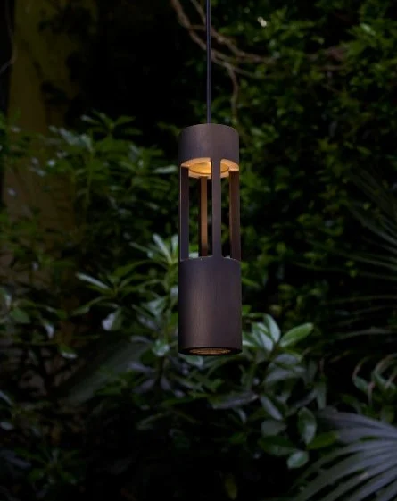 collezioni di lampade in versione outdoor a sospensione