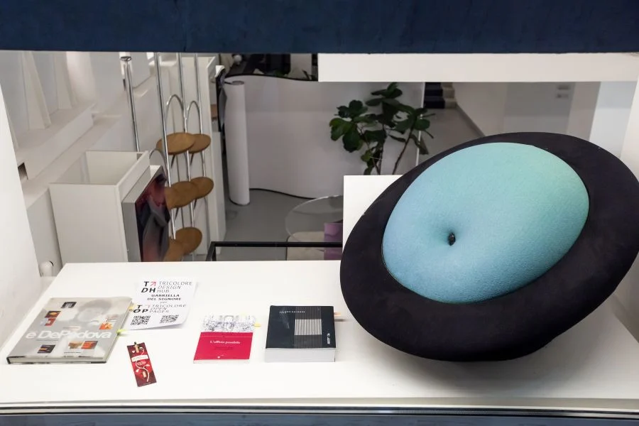 vetrina presso tricolore design hub