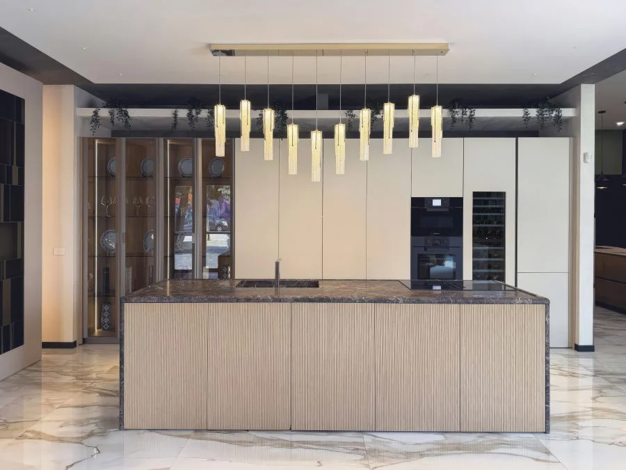 zona cucina con isola